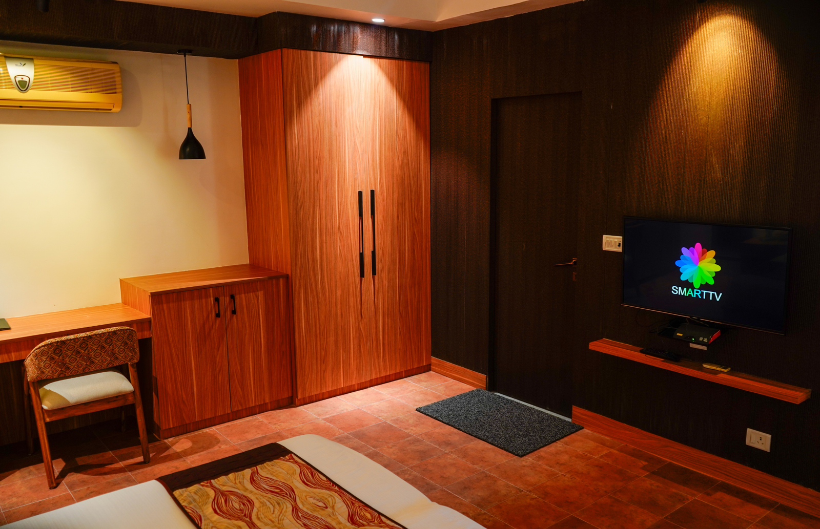 Mountain Trail Cottage photo 4 — The Sirmour Retreat Nahan